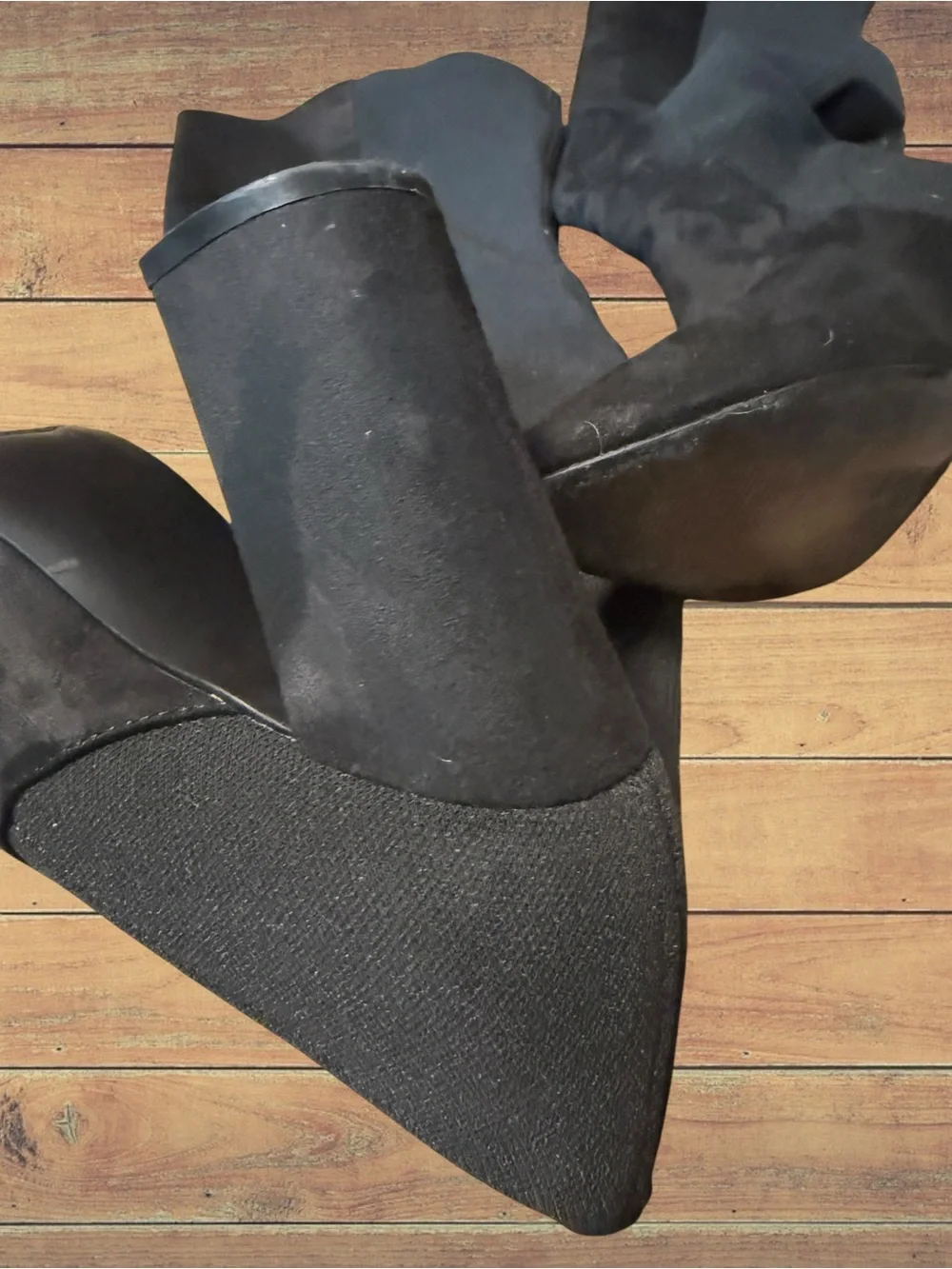 Forever 21 women’s over-the-knee stretch boots